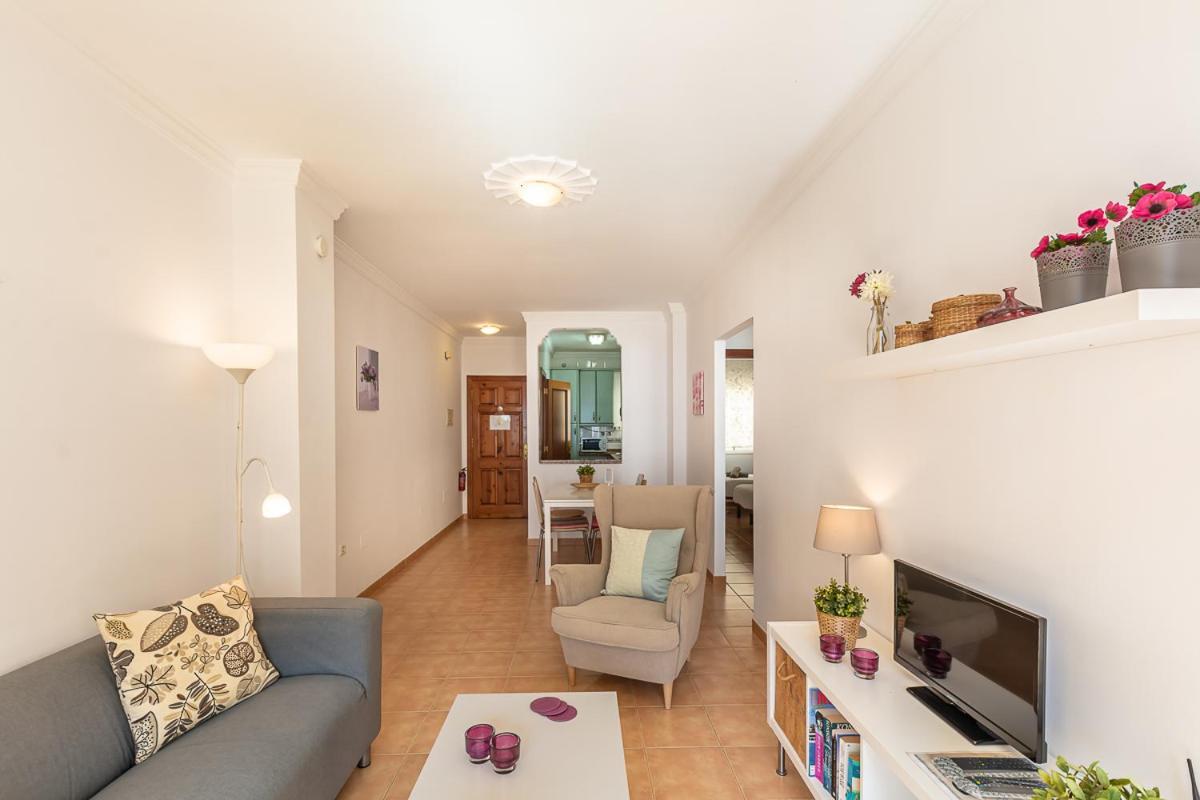 Andaluz Apartments Toboso เนร์คา ภายนอก รูปภาพ