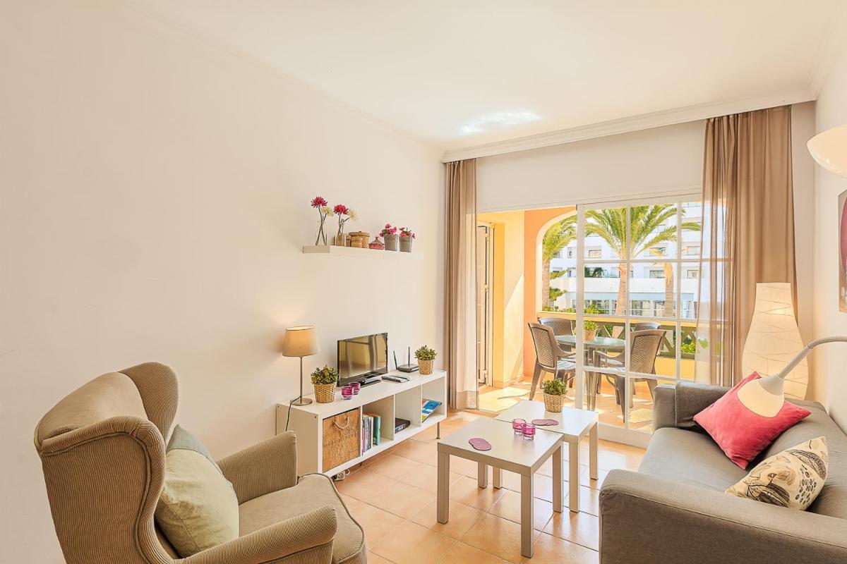 Andaluz Apartments Toboso เนร์คา ภายนอก รูปภาพ