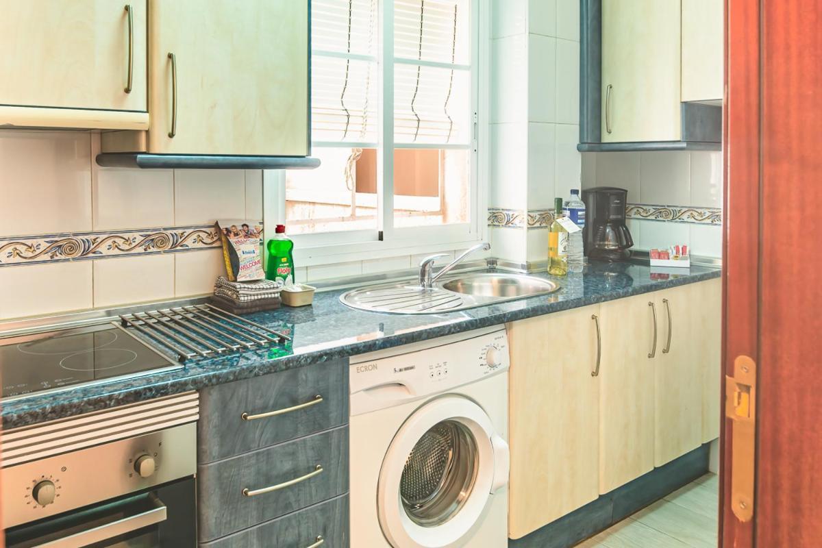 Andaluz Apartments Toboso เนร์คา ภายนอก รูปภาพ