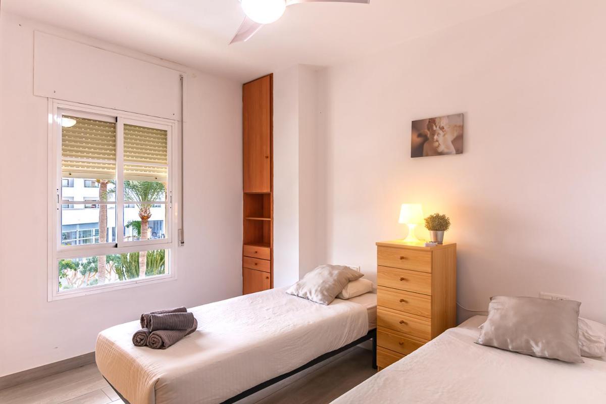 Andaluz Apartments Toboso เนร์คา ภายนอก รูปภาพ