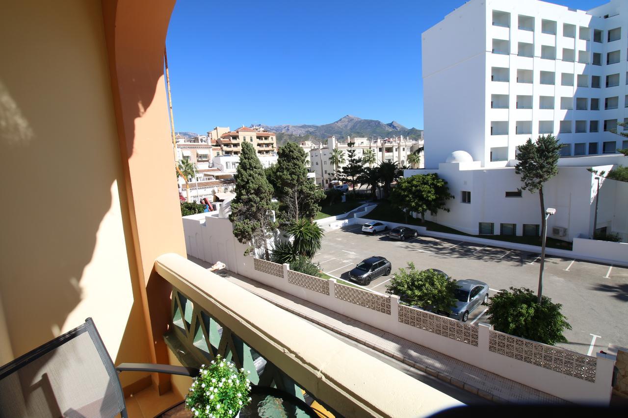 Andaluz Apartments Toboso เนร์คา ภายนอก รูปภาพ